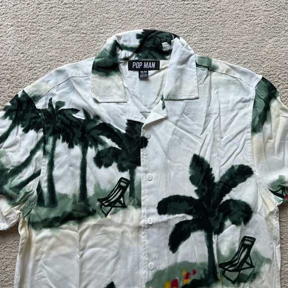 Pop Man Men's Short Sleeve Button Up Shirt Palm Tree Beach Print Green Cream M - Picture 2 of 9